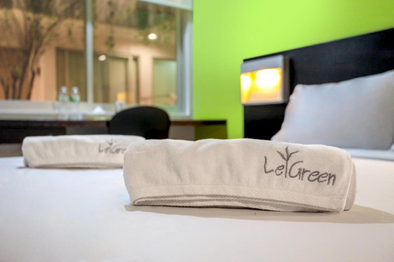 Legreen Suite Pejompongan Giacarta Esterno foto