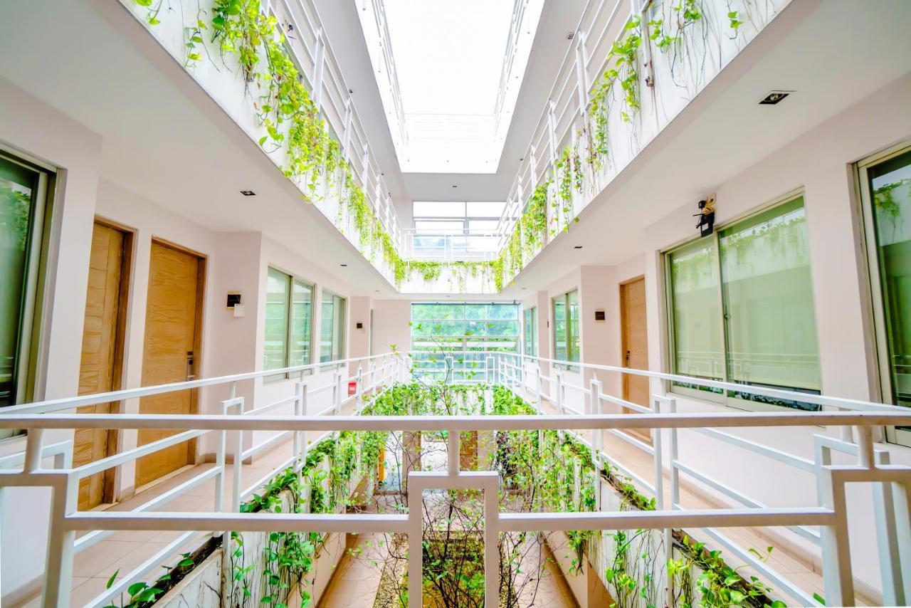 Legreen Suite Pejompongan Giacarta Esterno foto